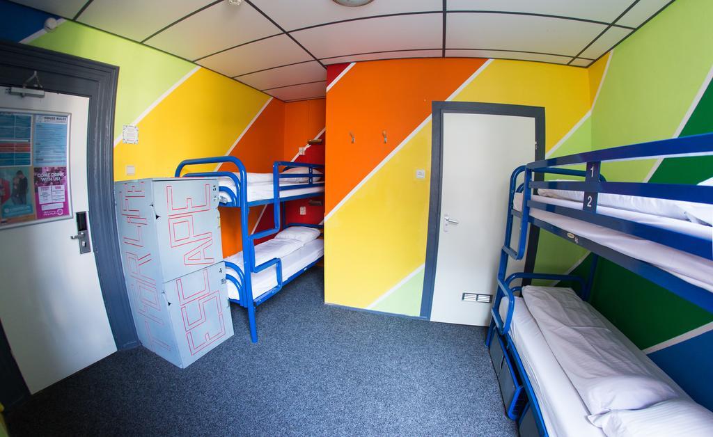 Bett im gemischten Schlafsaal mit 4 Betten